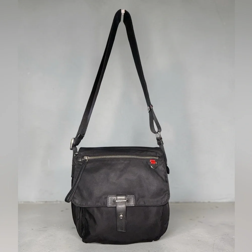 TUMI Black Ballistic Nylon Crossbody Messenger Travel Bag Adjustable Strap - Picture 2 of 14